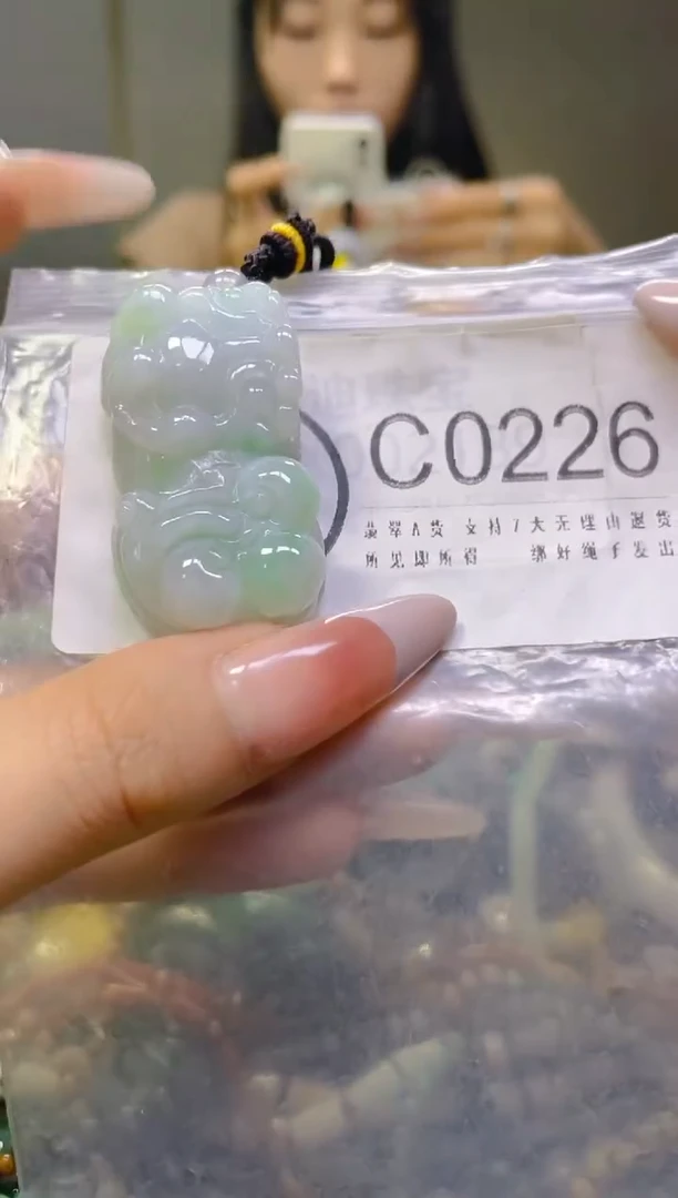 翡翠未镶嵌颈饰/C/翡翠A货一图一物