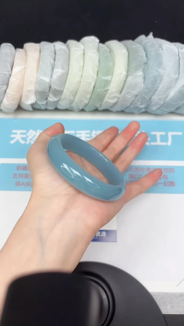 未镶嵌手镯石英质玉105/5859