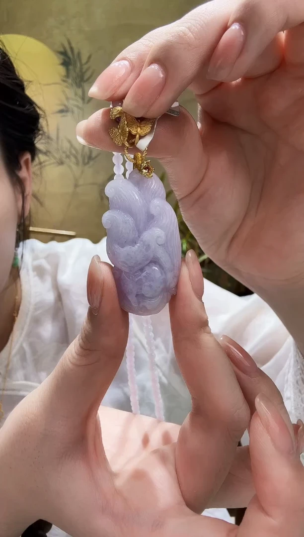 颈饰未镶嵌翡翠吊坠