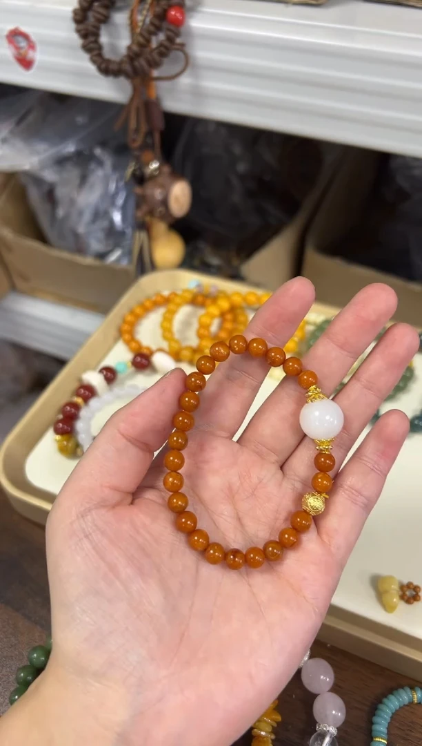 未镶嵌蜜蜡手链机油红蜜蜡和田珠圆珠手链[0654]