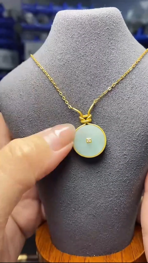 颈饰银S925镶嵌翡翠FC25106