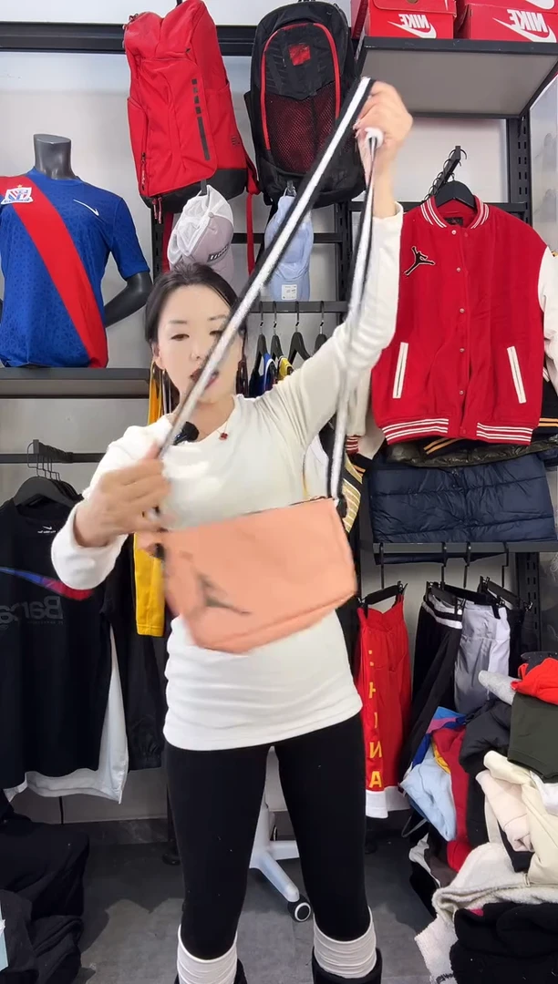 766闪购编码 Nike/Joedan运动卫衣裤以直播间过款为准尺码·书包