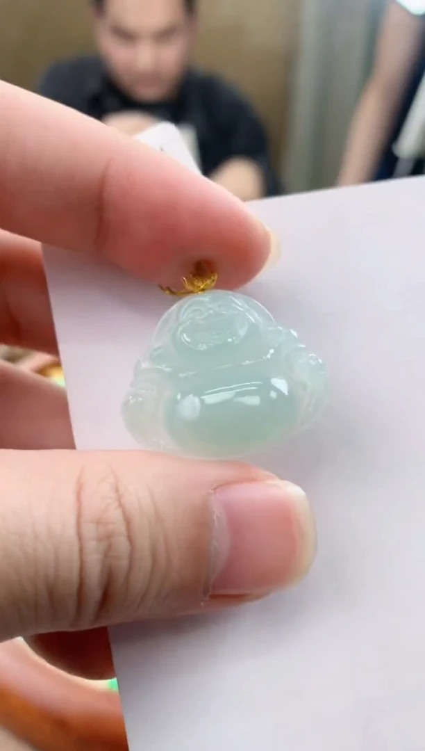 颈饰18K金镶嵌翡翠天然A货翡翠挂件