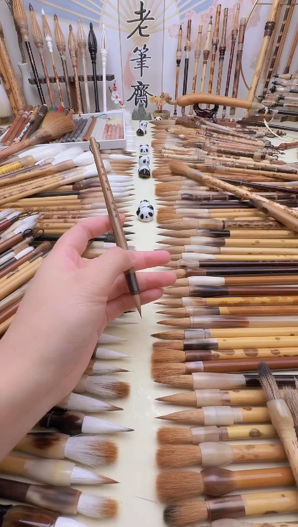 绿檀牛角杆 精纯胖香鼬小楷 出峰1.8cm*0.6