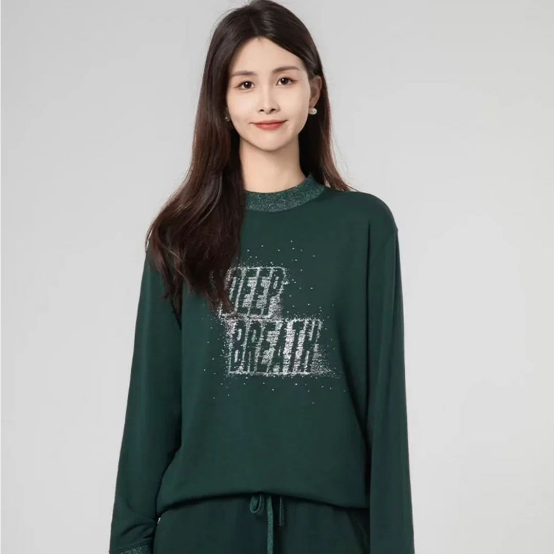 GIRDEAR/哥弟秋季户外运动圆领字母印花长袖套头卫衣女1300848