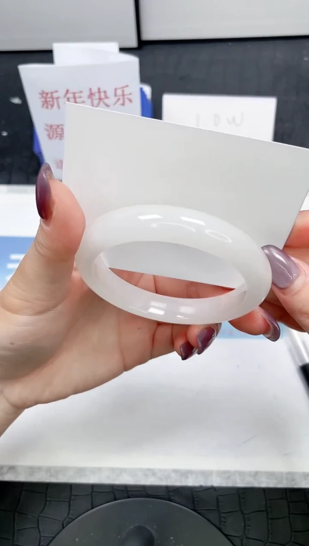 【闪购商品】石英质玉手镯未镶嵌67-58.2