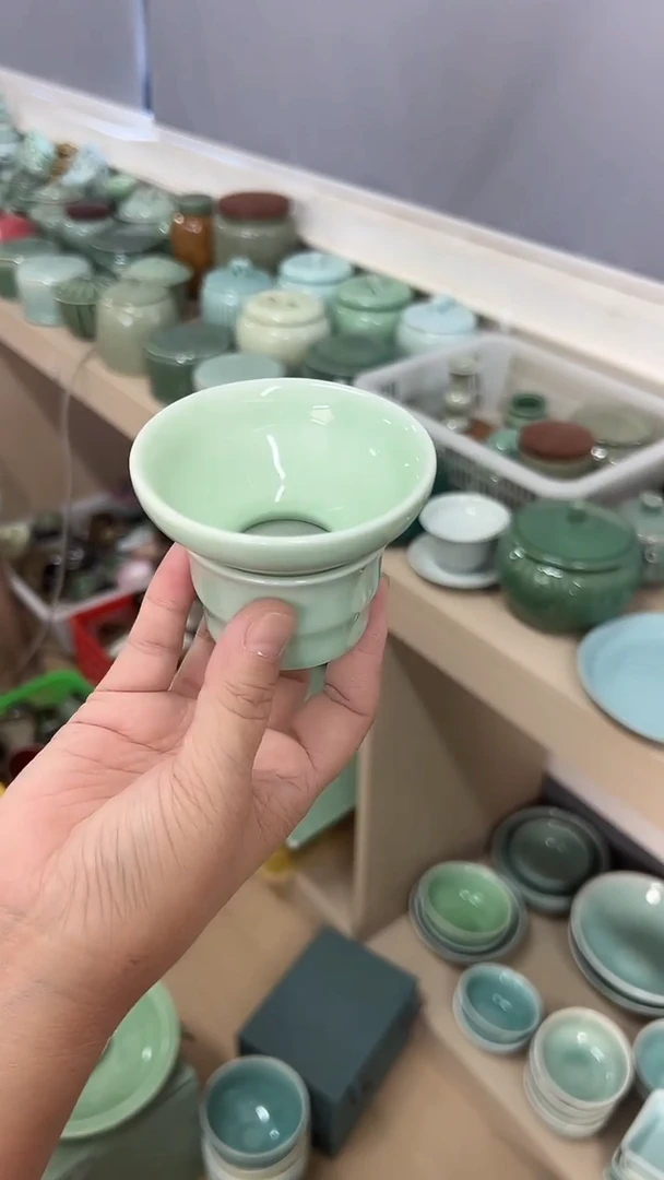 龙泉云间青瓷小米茶器