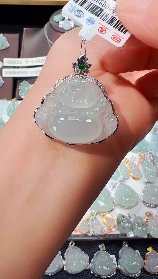 【闪购商品】翡翠吊坠(不含链)18K金镶嵌佛公吊坠996