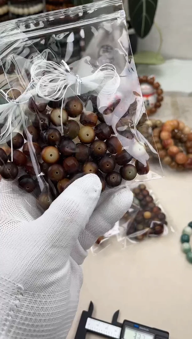 菩提根/象牙果手串k589卡12 一袋30 颗油膏