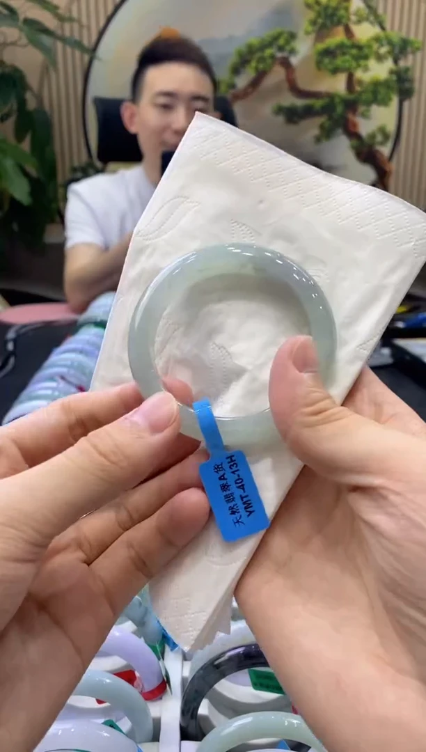 未镶嵌手镯翡翠49440