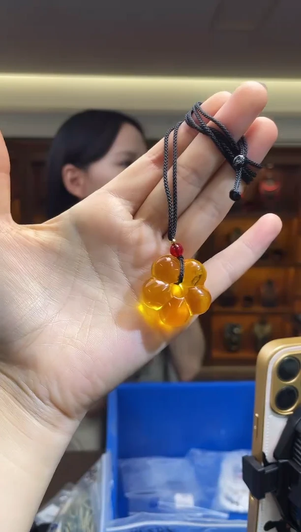 裸石金珀未镶嵌（多样性发一件）