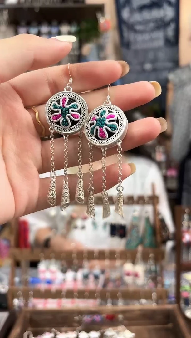 织绣民族风非遗老绣饰品542