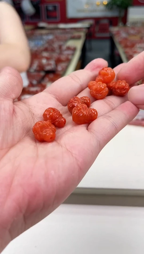 南红玛瑙佛配饰未镶嵌（多样式发其一）