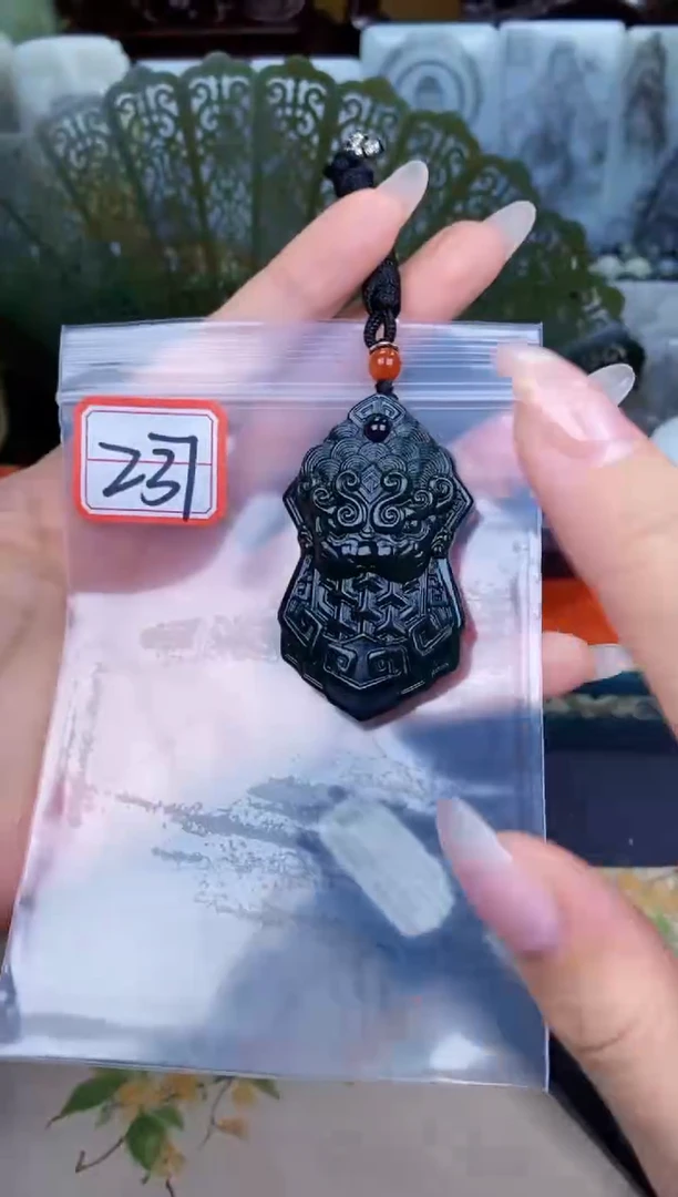 和田玉未镶嵌颈饰和田玉