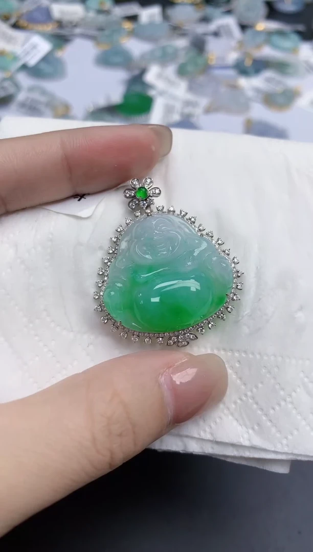 【闪购商品】翡翠颈饰18K金镶嵌天然缅甸翡翠A货