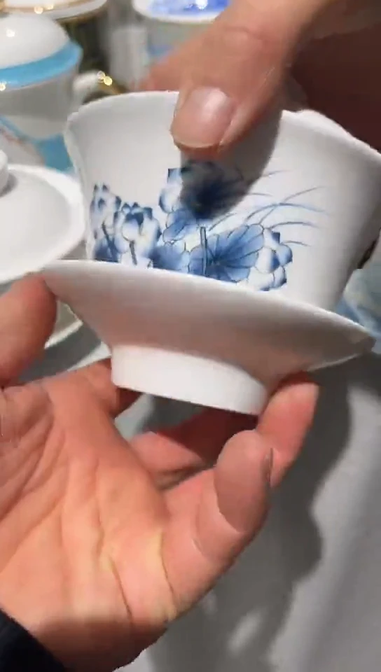 瓷三件盖碗1个隆达骨瓷