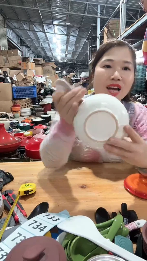 【闪购商品】瑕疵白色手把锅598，，