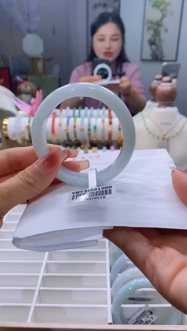 未镶嵌手镯翡翠27号56.2/11.6*8.0