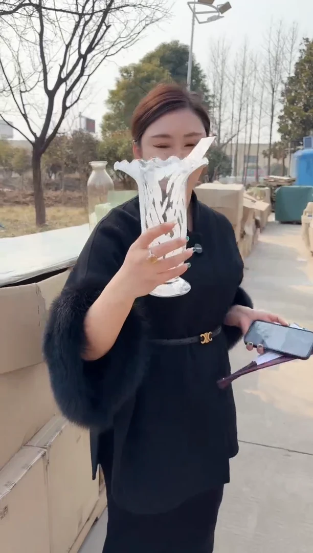 【闪购商品】玻璃祁祁-微瑕花瓶--BRB3I