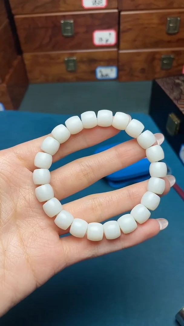 和田玉未镶嵌挂件和田玉