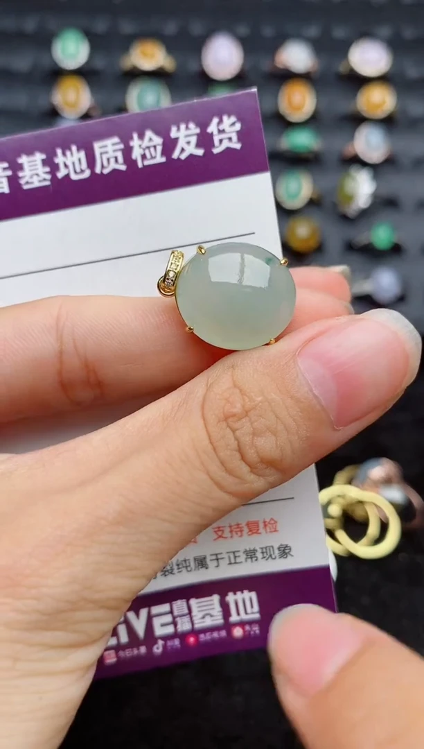 吊坠(不含链)银S925镶嵌翡翠....