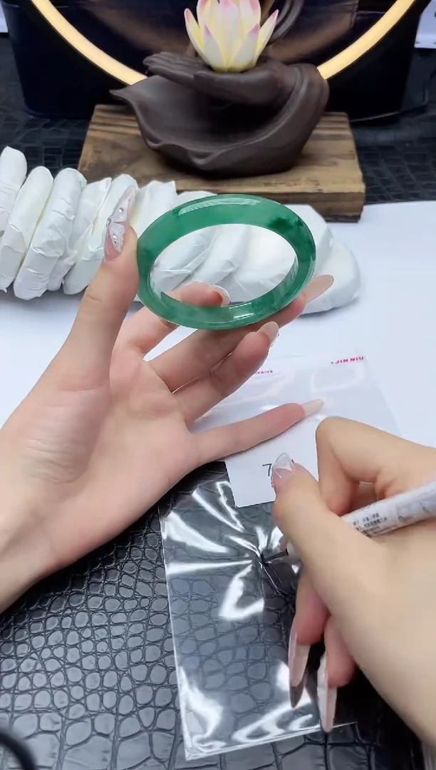 未镶嵌手镯翡翠翡翠一物一图704