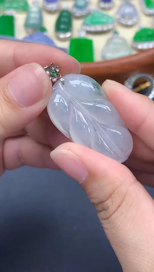 颈饰18K金镶嵌翡翠139-中国好珍宝