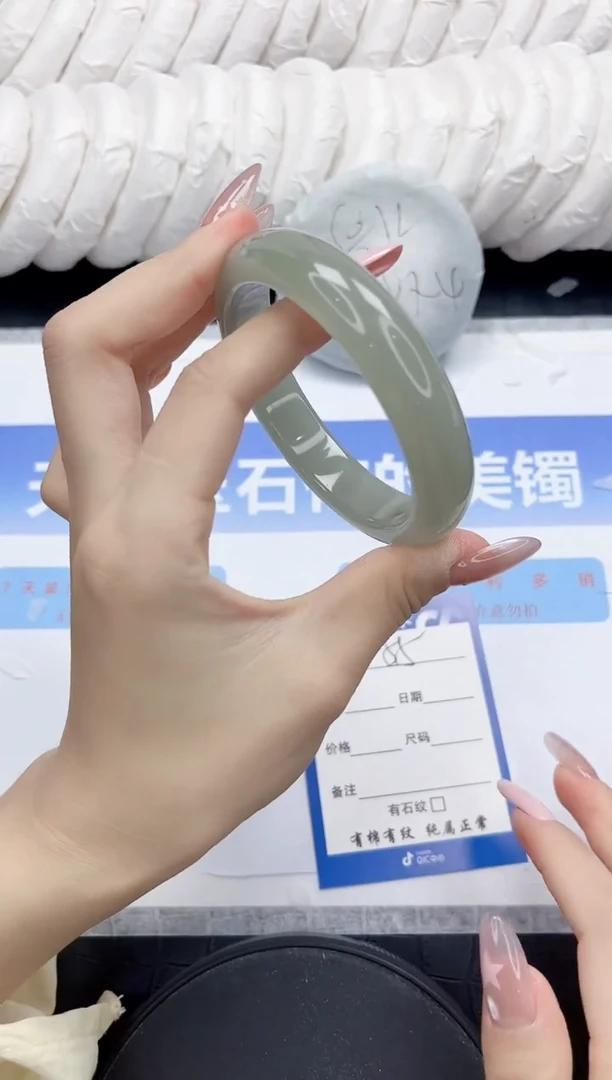 未镶嵌手镯石英质玉55-60