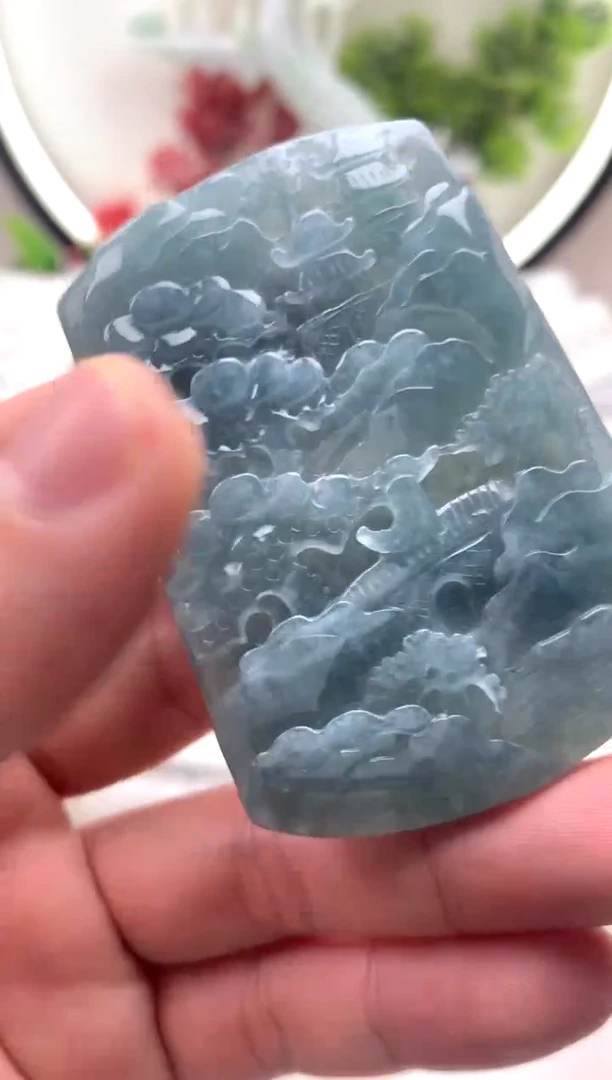 【闪购商品】翡翠颈饰未镶嵌山水