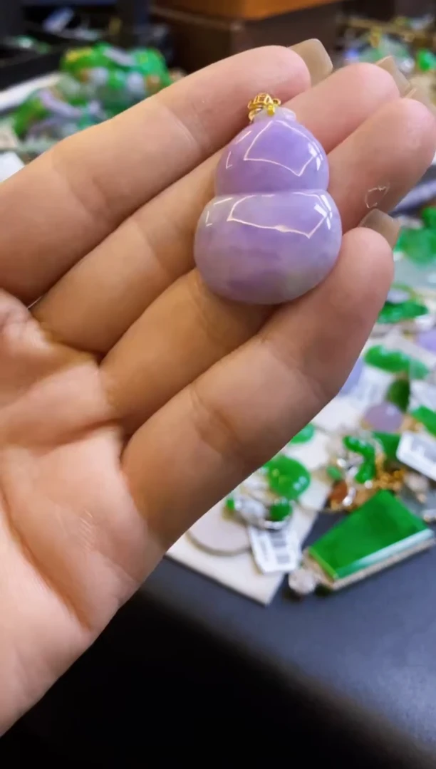 【闪购商品】翡翠颈饰18K金镶嵌吊坠