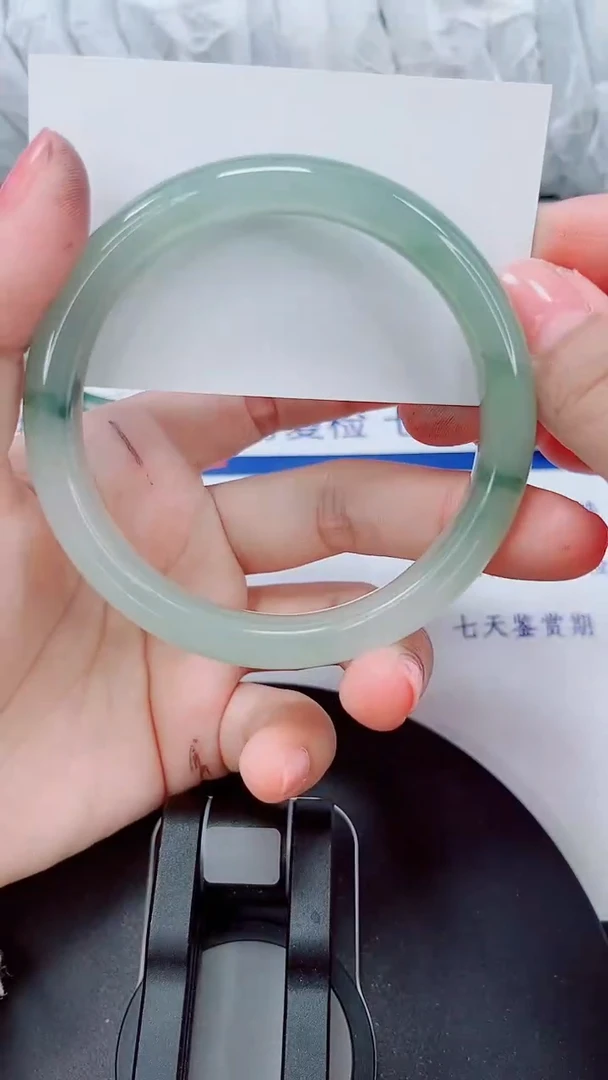 未镶嵌手镯石英质玉148-62/63