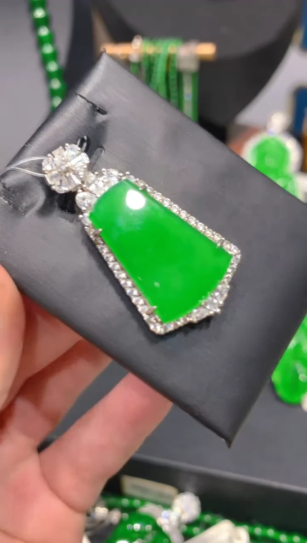 颈饰银S925镶嵌翡翠22一季