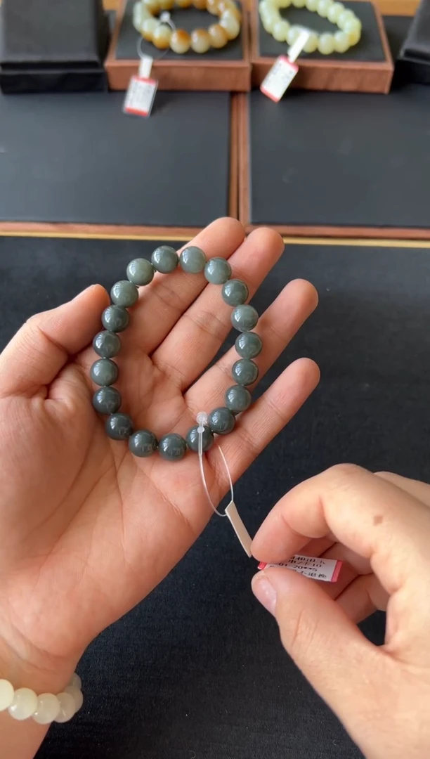 【闪购商品】和田玉手串未镶嵌若羌微色差卡10