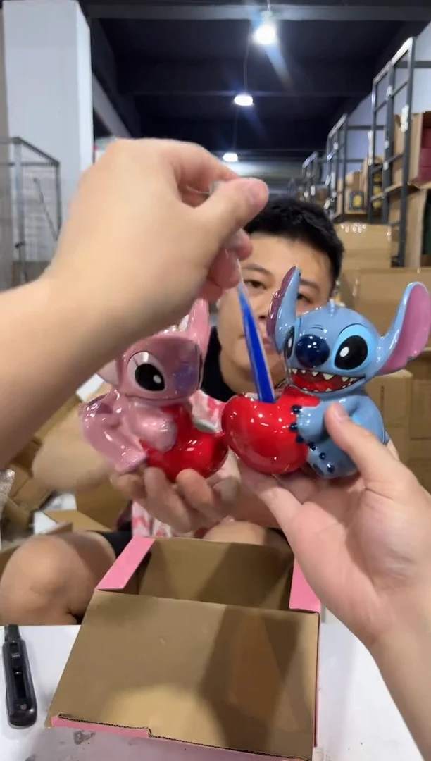 瓷片原盒史迪仔安琪抱爱心牙刷架