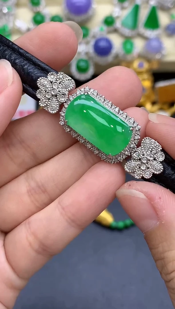 18K金镶嵌手绳翡翠415-中国好珍宝