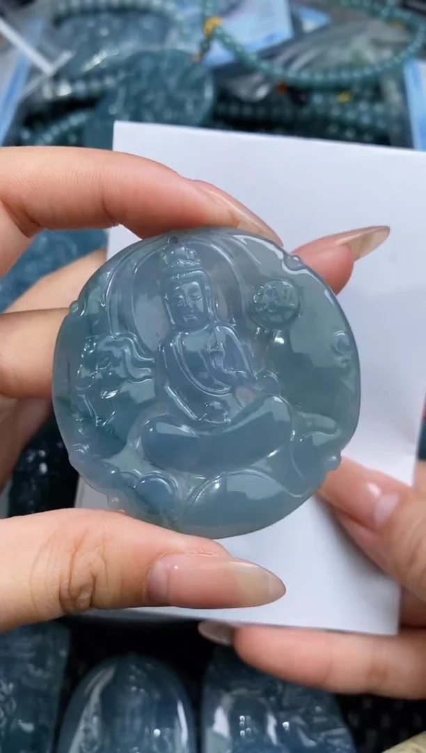 【闪购商品】翡翠颈饰未镶嵌