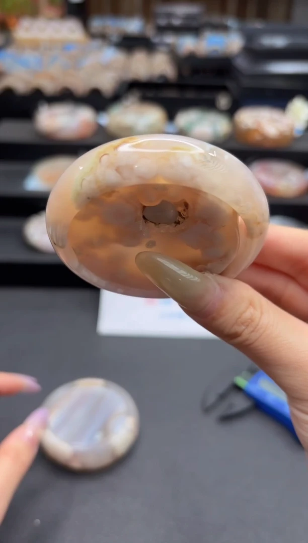 未镶嵌手镯石英质玉A112(53圈赠送镯心)