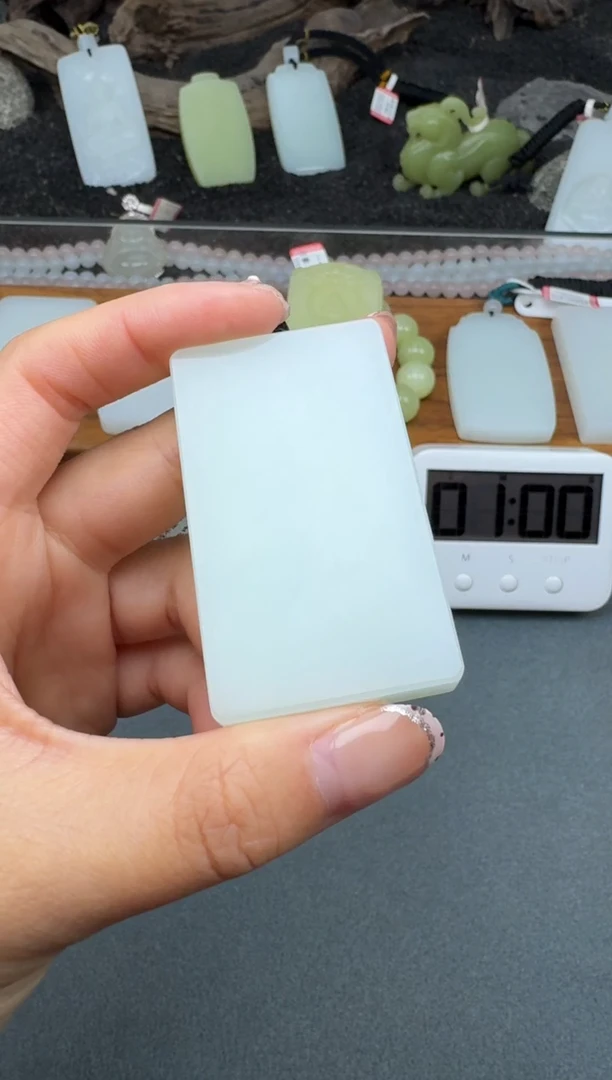 颈饰未镶嵌和田玉3