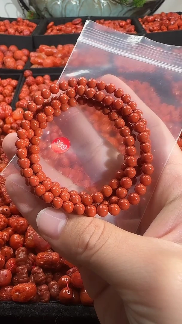 颈饰未镶嵌南红玛瑙沐*1