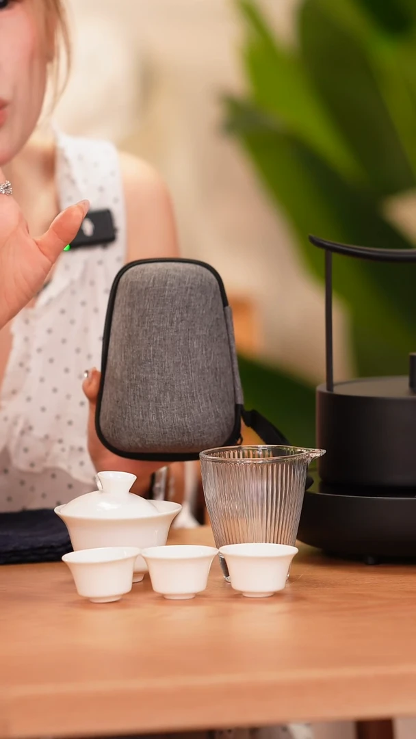 淡***.福利旅行茶具一份
