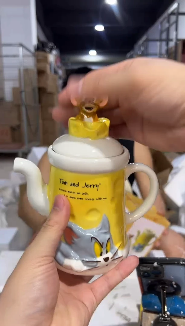 瓷片原盒猫和老鼠奶酪茶壶