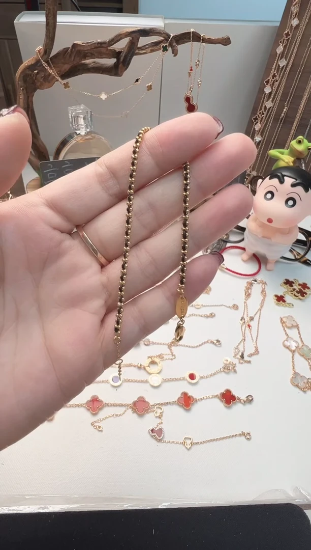 小*子 华禄甄选阁亭亭店