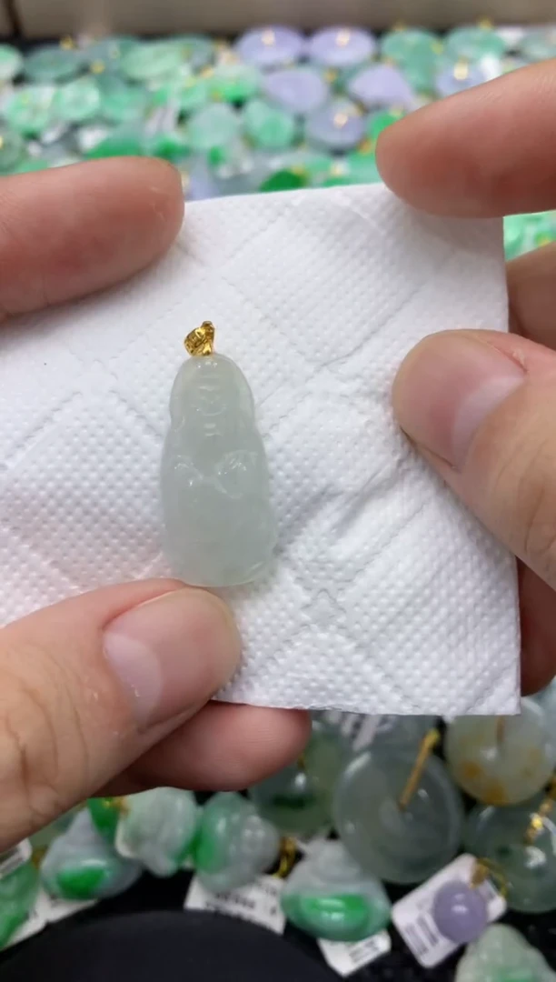 颈饰未镶嵌翡翠天然缅甸翡翠A货