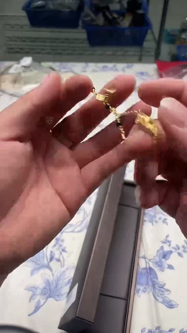 瓷片如图所示如图所示