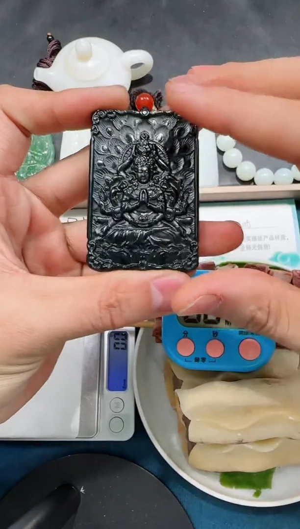 颈饰未镶嵌和田玉?千手