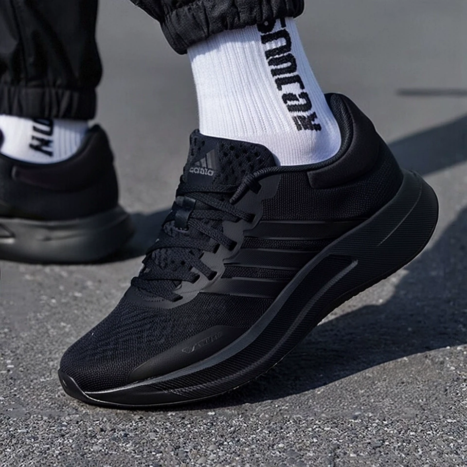 【黑武士跑步鞋】阿迪达斯男子跑鞋2025秋冬新款休闲耐磨运动鞋