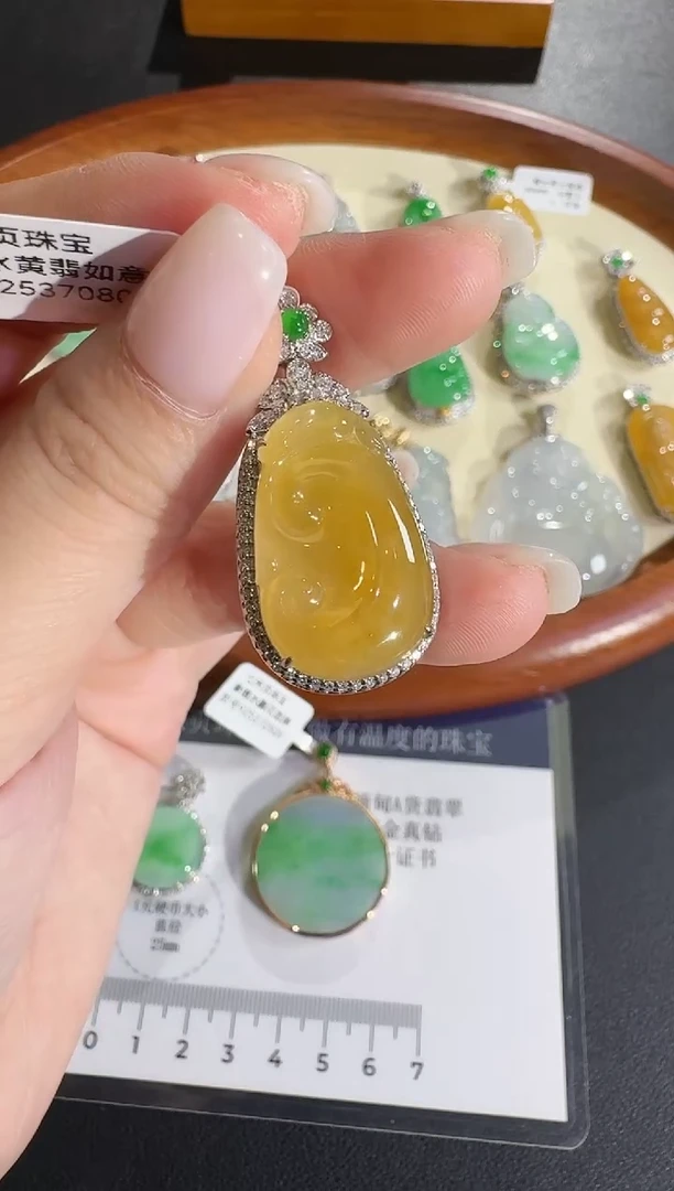 吊坠(不含链)18K金镶嵌翡翠【源头工厂】钻石镶嵌