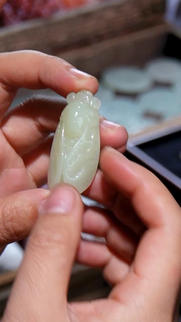 【闪购商品】和田玉蝉吊坠未镶嵌001项链