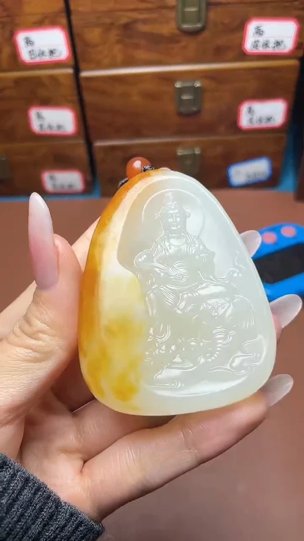 未镶嵌和田玉挂件和田玉