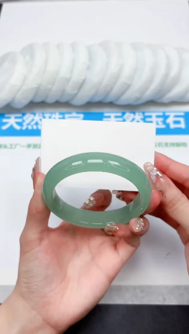 未镶嵌手镯石英质玉106-60.2